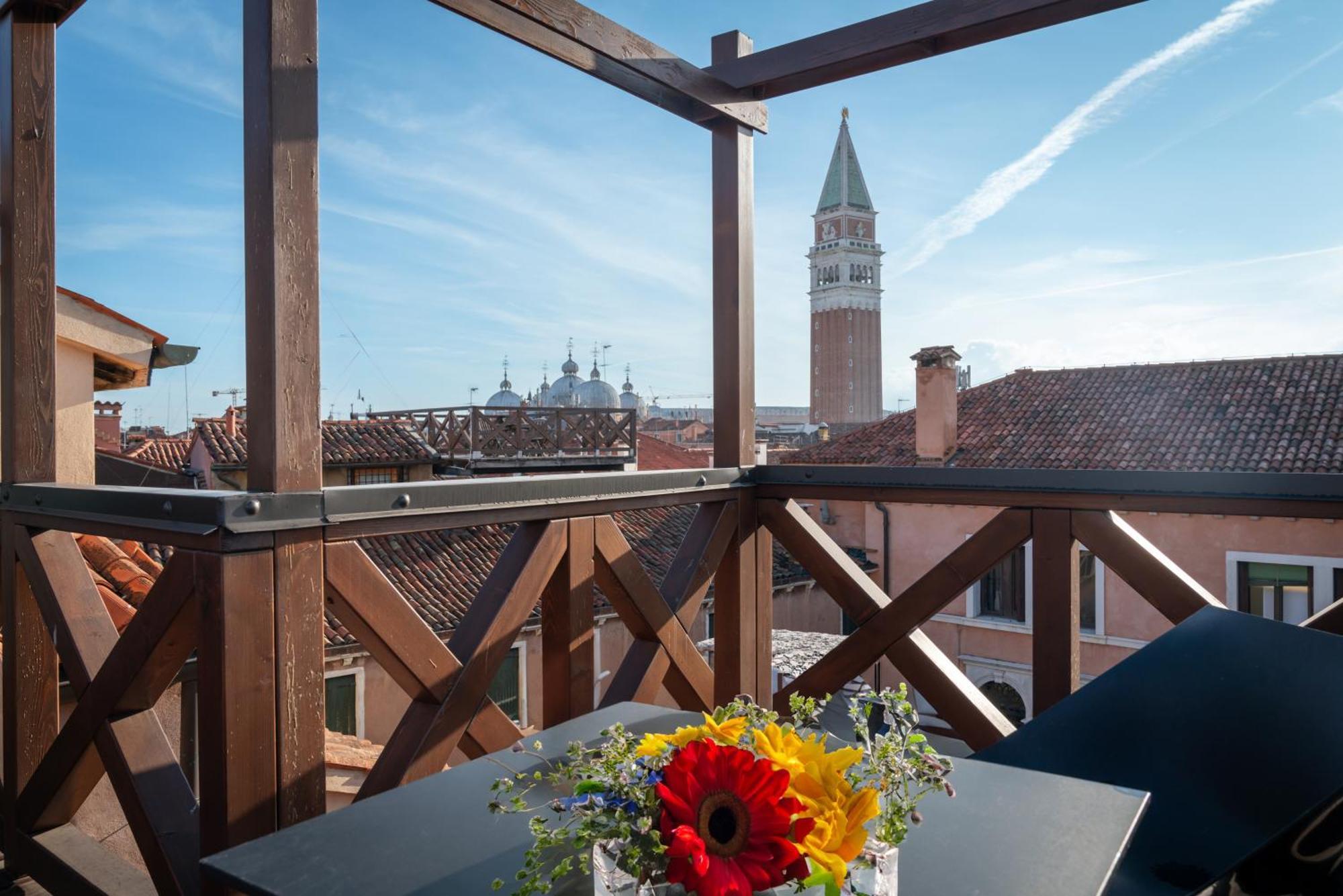 Palazzo San Luca Hotel Venice Luaran gambar
