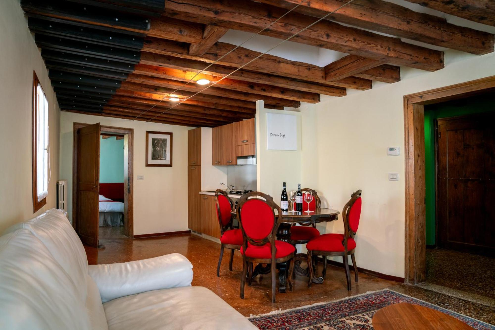 Palazzo San Luca Hotel Venice Bilik gambar