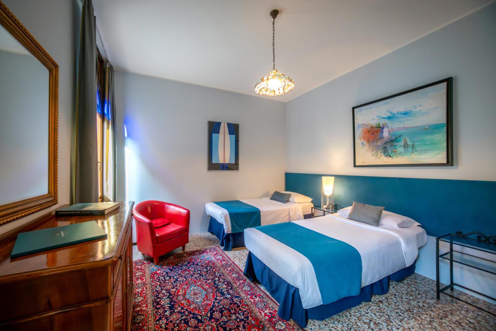 Palazzo San Luca Hotel Venice Bilik gambar